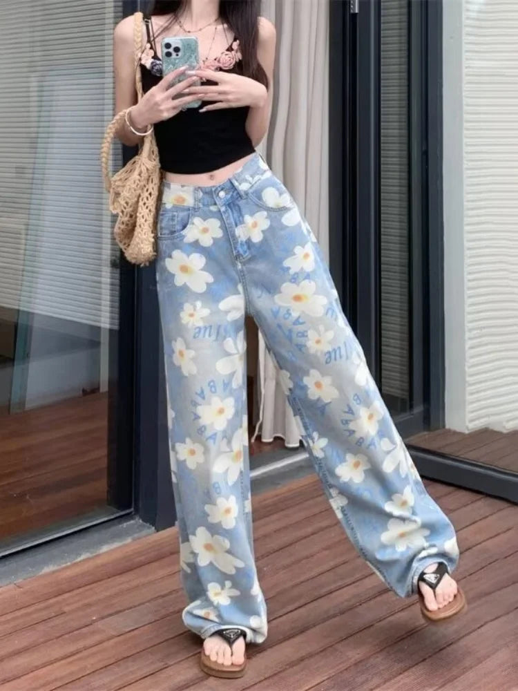 Flower print jeans, front, loose fit through hip and thigh