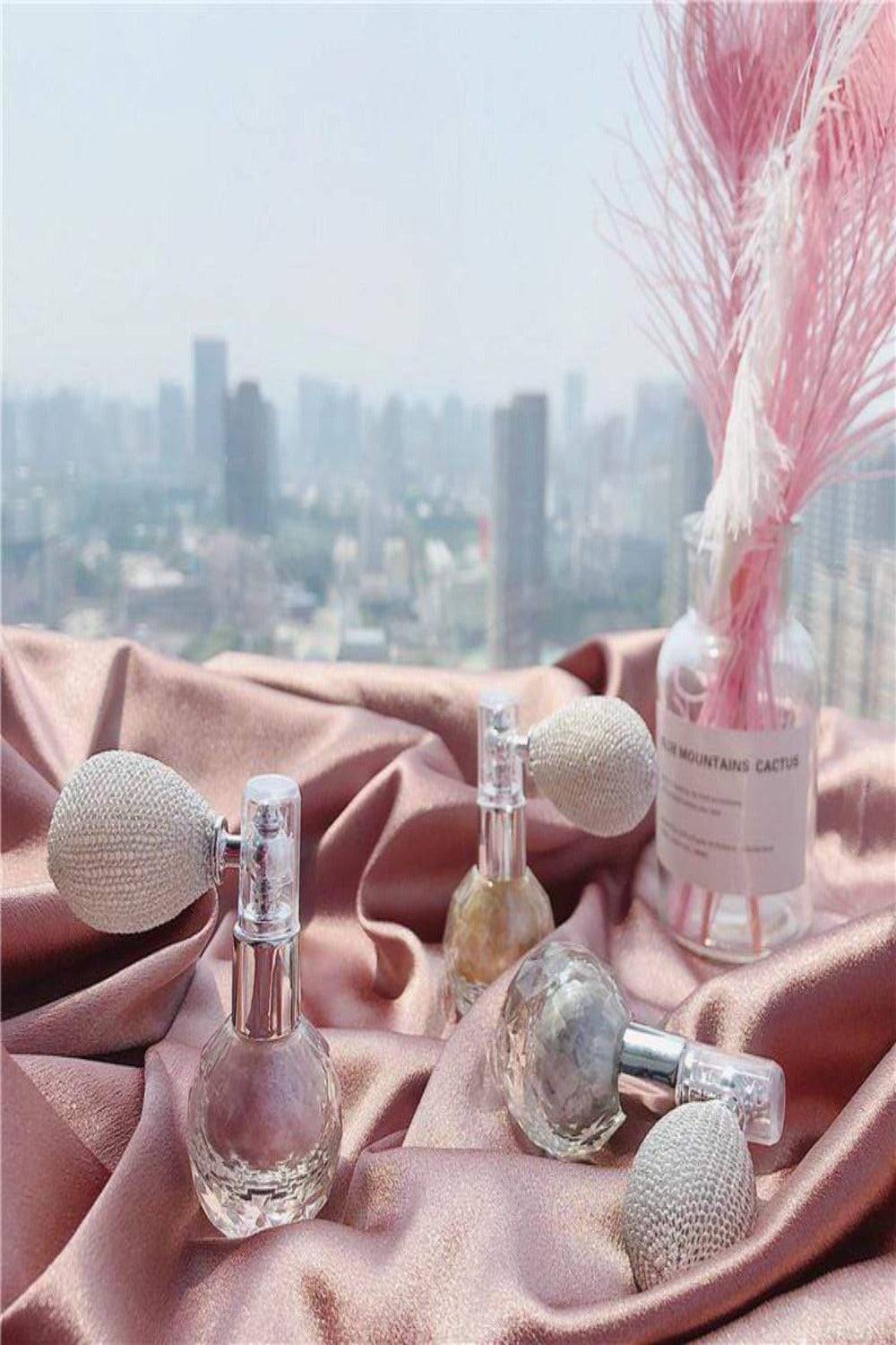 Face And Body Glitter Dust Shimmer Highlighter Spray - TGC Boutique - Makeup Highlighter