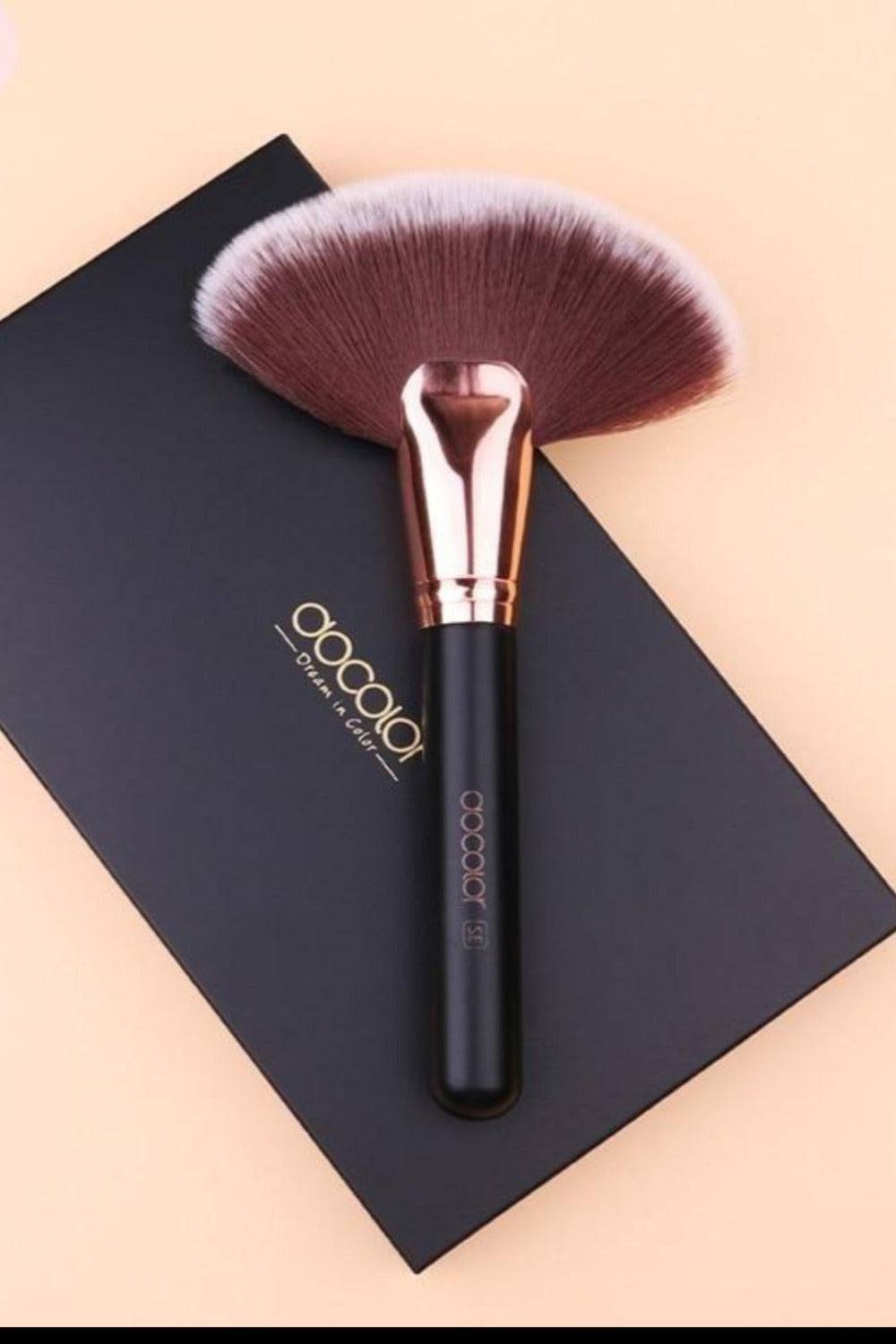 Foundation Fan Contour Flat Top Highlighter Makeup Brushes - TGC Boutique - Makeup Brushes