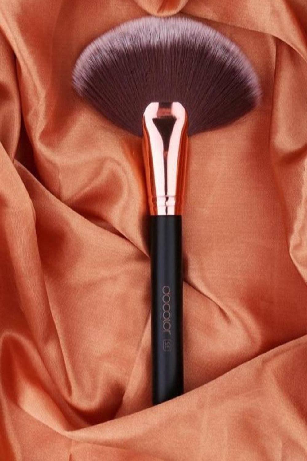 Foundation Fan Contour Flat Top Highlighter Makeup Brushes - TGC Boutique - Makeup Brushes