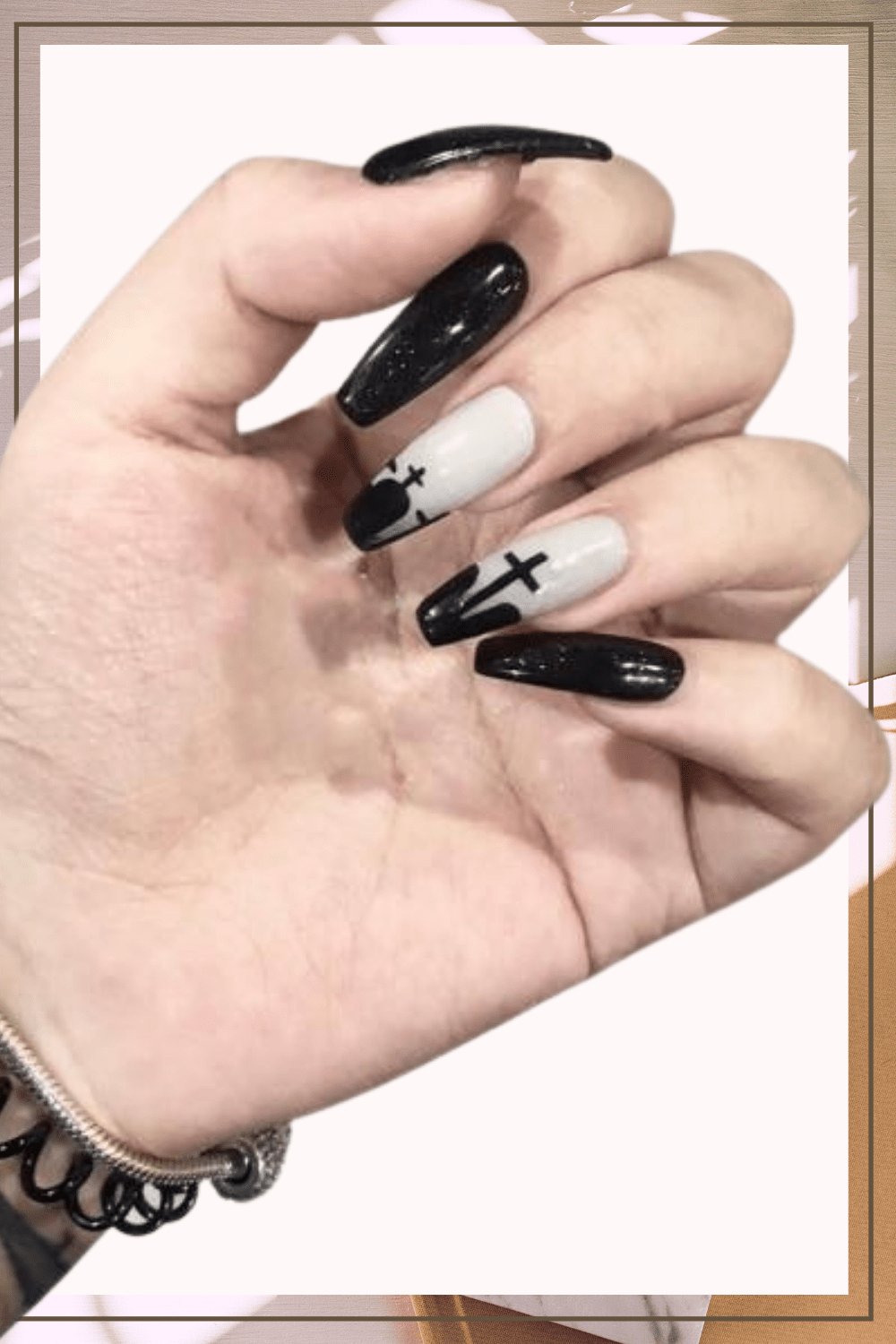 Halloween Black & White Cross Graveyard Coffin Tip Press On Nails Kit - TGC Boutique - Halloween Press On Nails