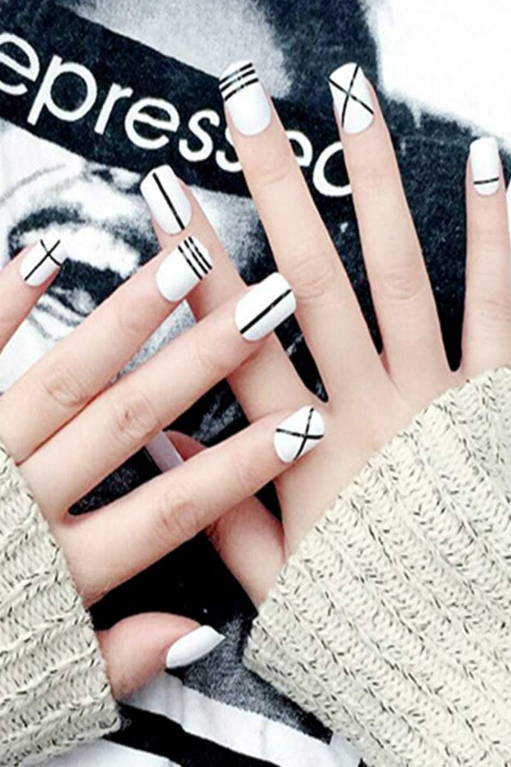 Press On Nails Black And White Short Square Line Design Nail Kit - TGC Boutique - Press On Nails