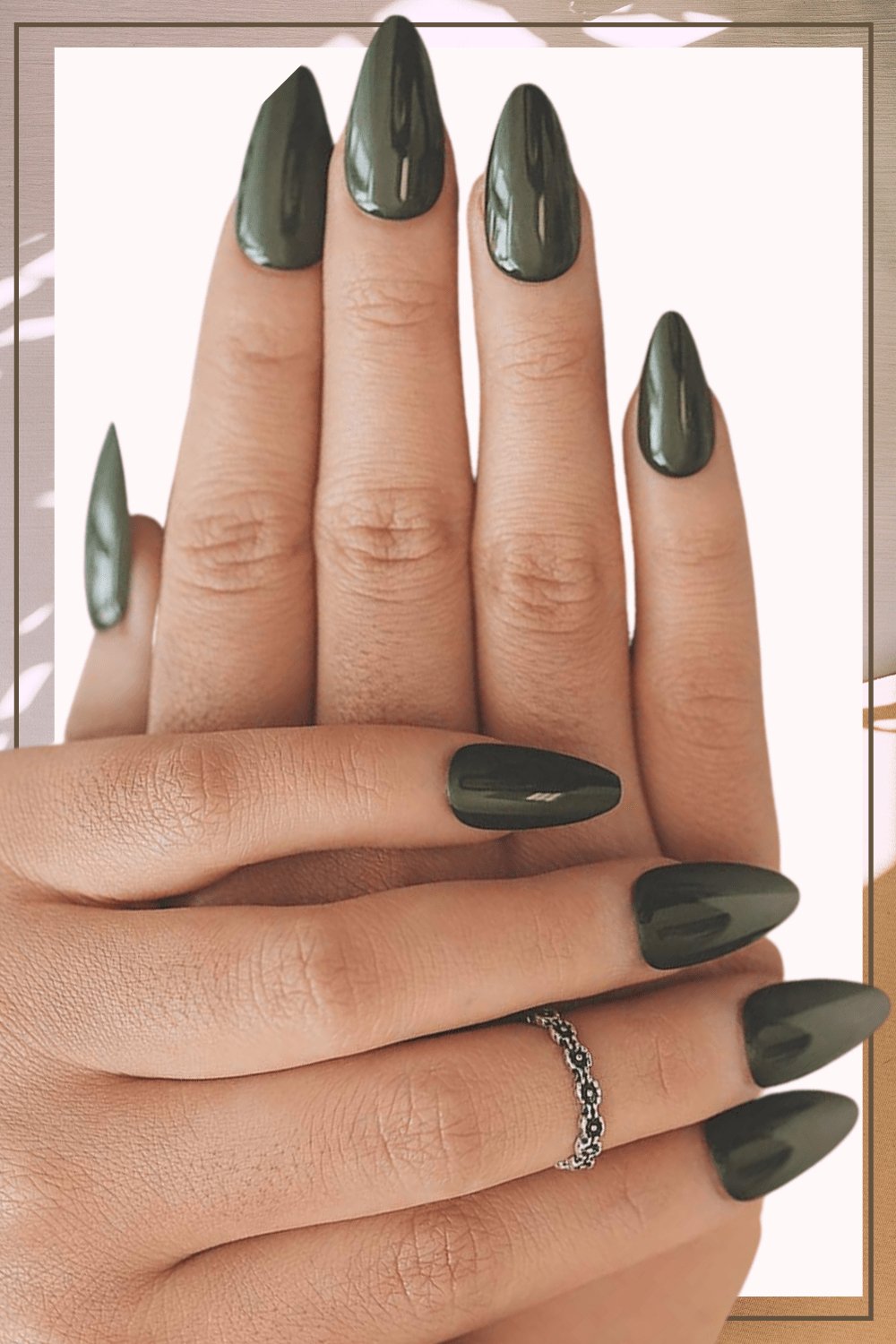 Press On Nails Glossy Almond Green Stiletto Nails Kit - TGC Boutique - Press On Nails
