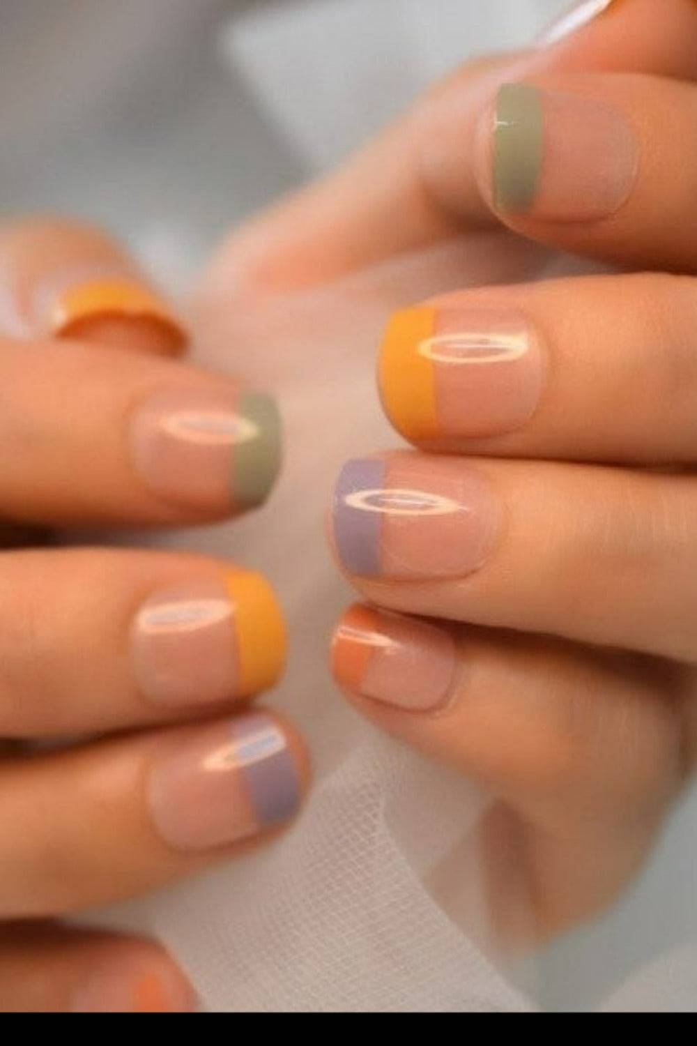 Press On Nails Glossy Round French Tip Nail Kit - TGC Boutique - Press On Nails