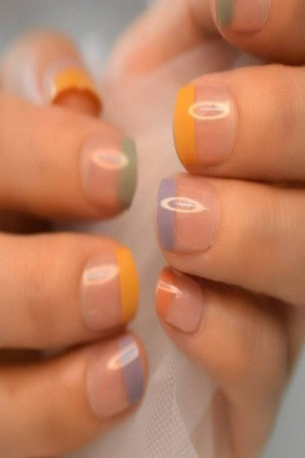 Press On Nails Glossy Round French Tip Nail Kit - TGC Boutique - Press On Nails