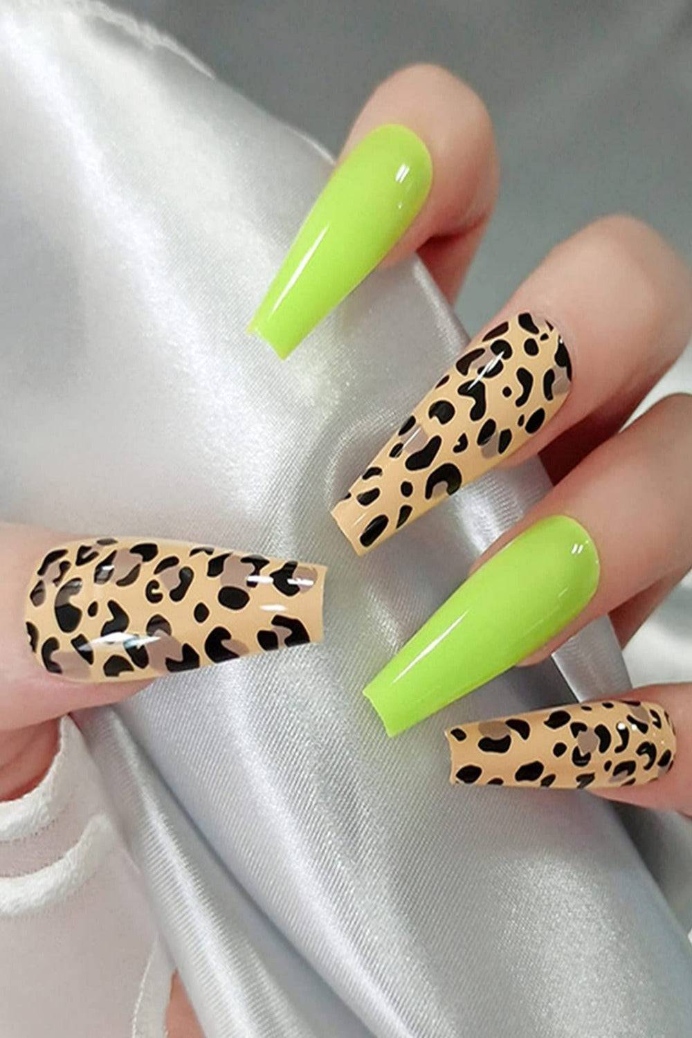 Press On Nails Green And Black Leopard Glossy Coffin Nail Kit - TGC Boutique - Press On Nails