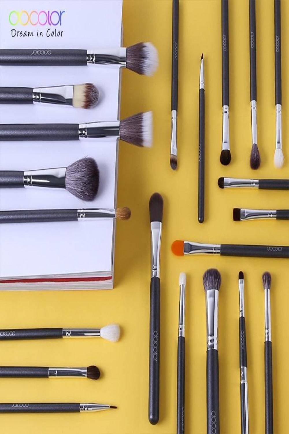 Professional Makeup Brush Set With Case - 29 Pack - TGC Boutique - Makeup Brushes