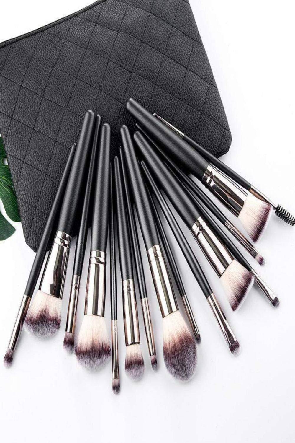 Soft Professional Makeup Brush Set With Bag - TGC Boutique - Makeup Brush Set
