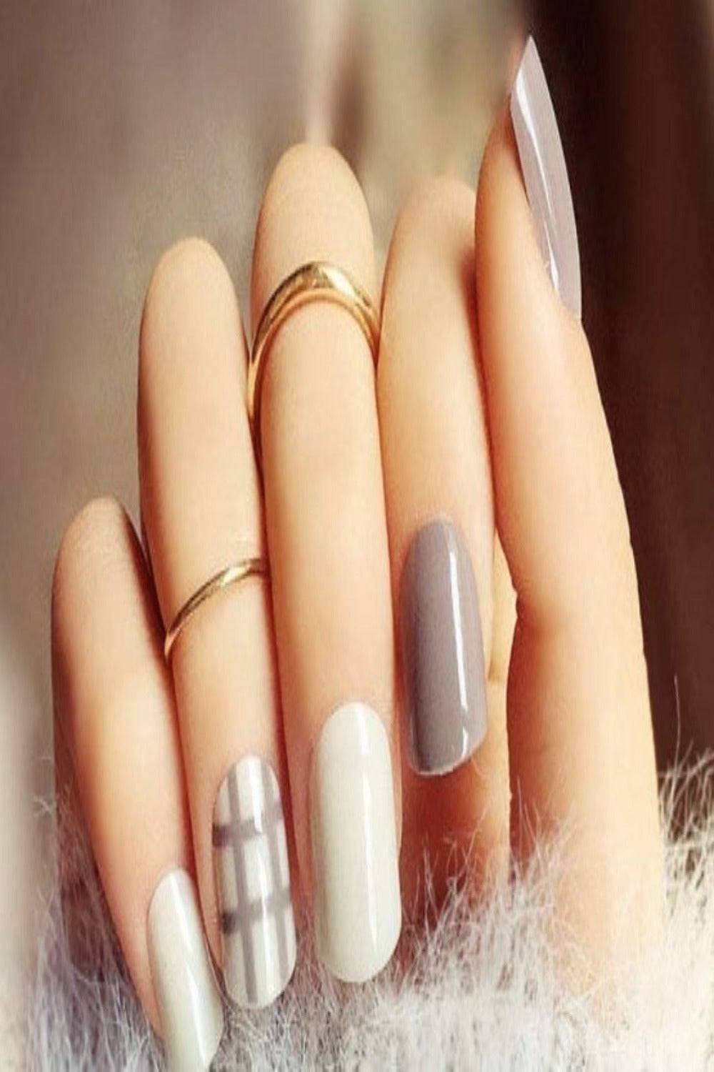 White And Gray checkered Short Square Press On Nails Kit - TGC Boutique - Press On Nails