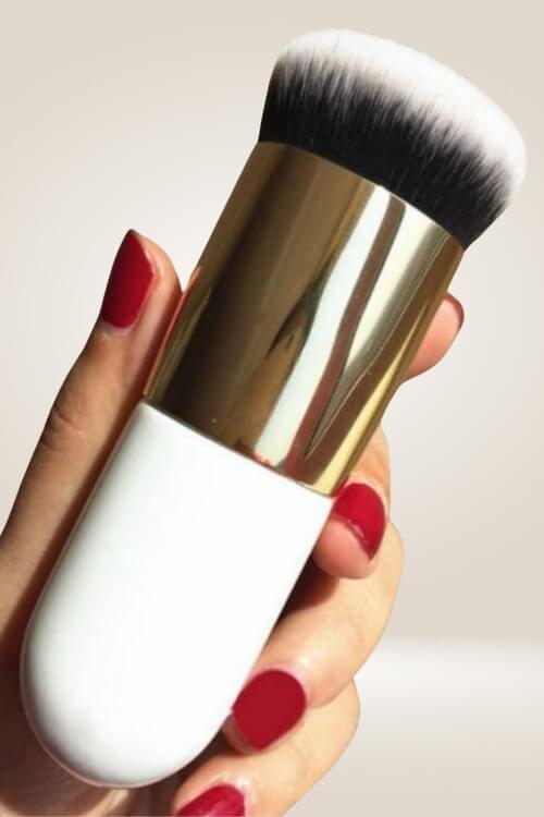 Chubby Pier Professional Makeup Brush - TGC Boutique - Makeup Brushes