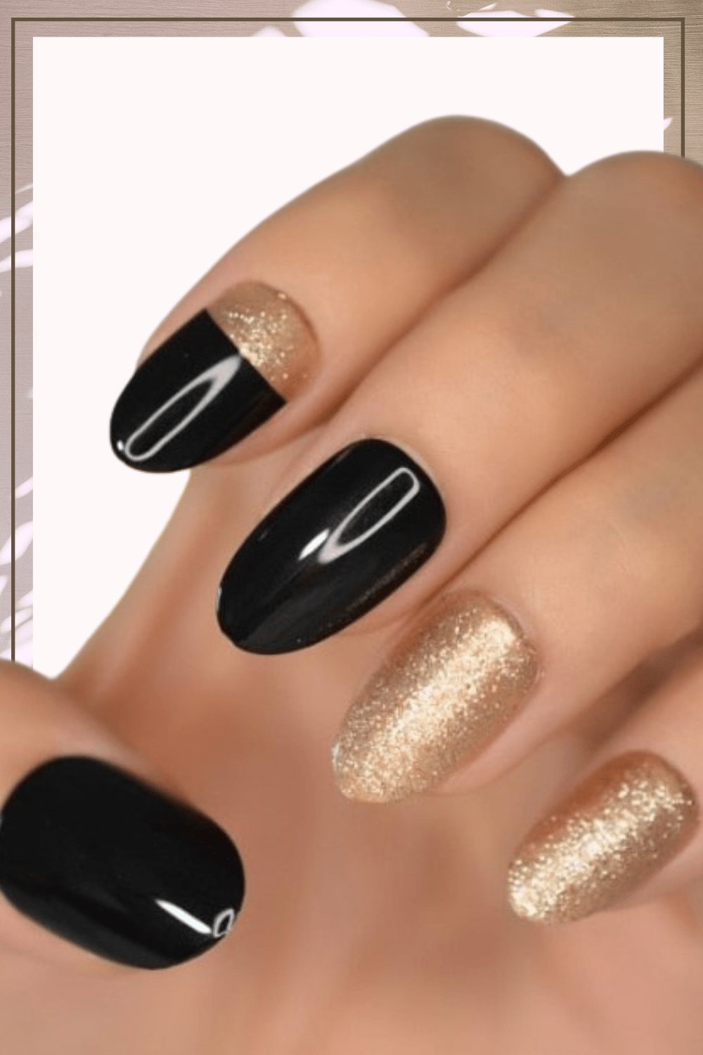 Glossy Black And Gold Glitter Almond Tip Press On Nails Kit - TGC Boutique - Press On Nails