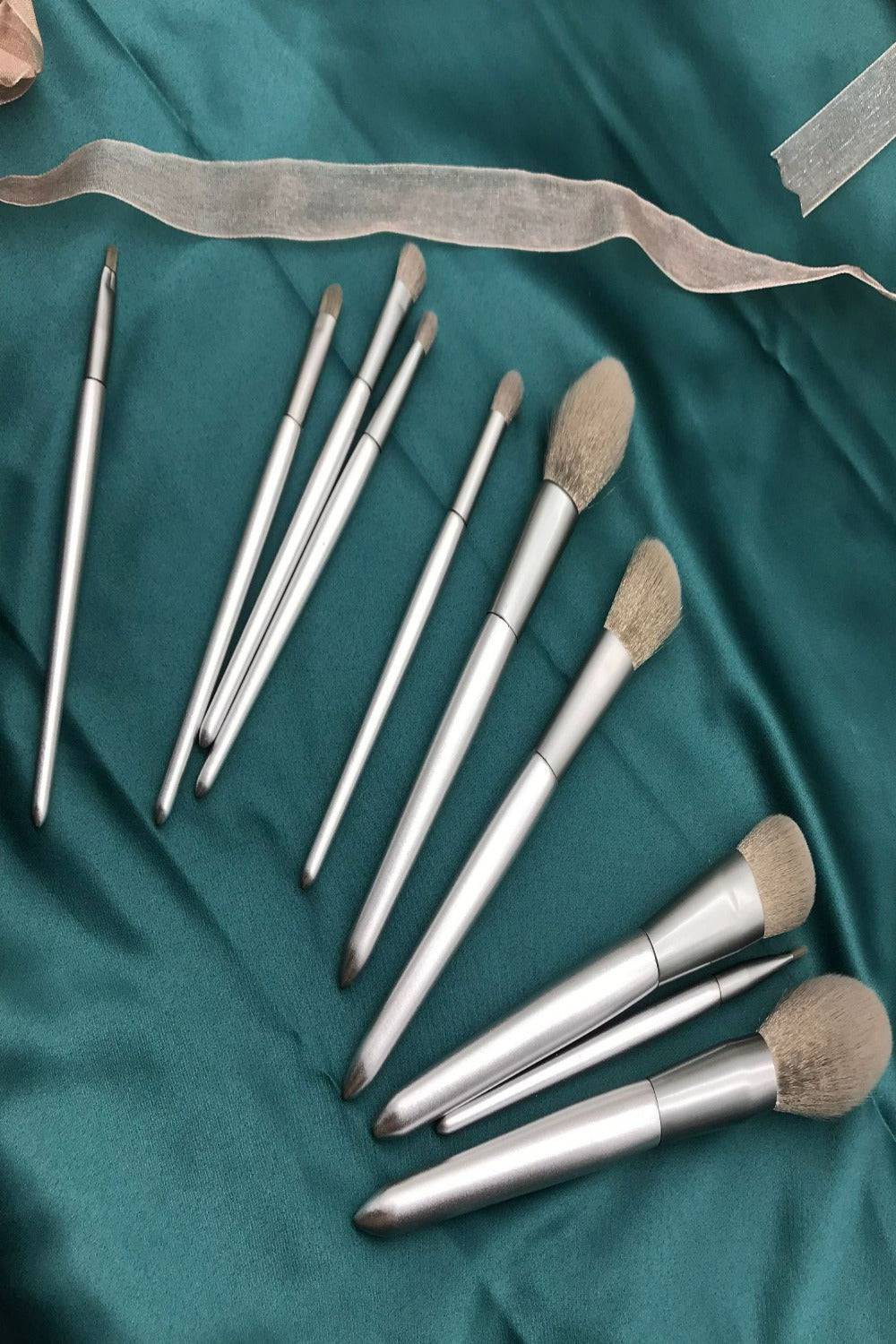 Silver Moonlight Makeup Brush Set -10 Pcs - TGC Boutique - Makeup Brush Set