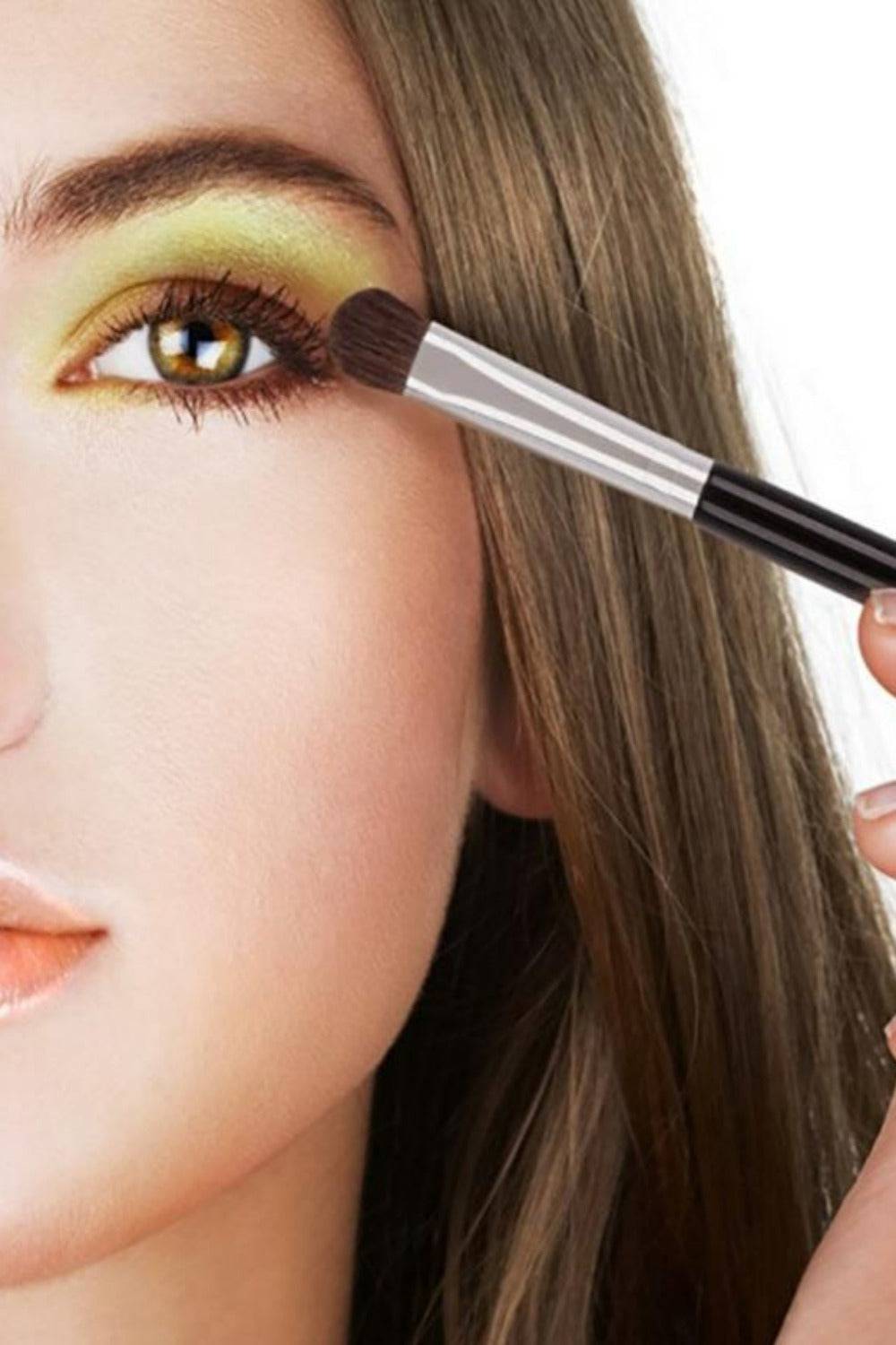 Wood Handle Cosmetic Eyeshadow Makeup Brush Set - TGC Boutique - Makeup Brush Set